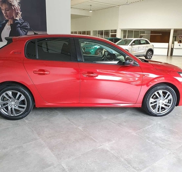 Peugeot 208 1.2i PureTech Style 100PK (2023)