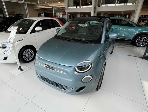 Fiat E-500C e-500 42 kWh Icon 118PK met PARKSENS (2021)