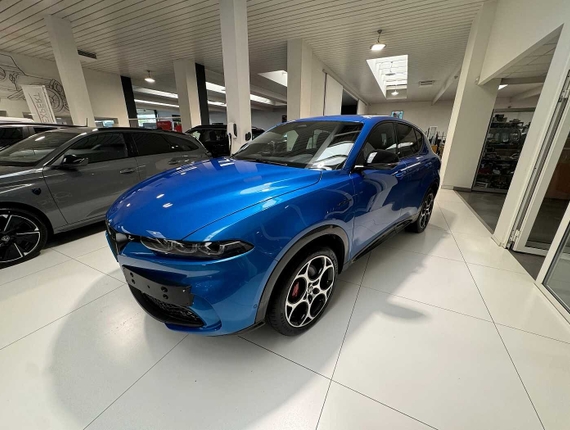 Alfa Romeo Tonale 1.3 PHEV Q4 Veloce 280PK met CARPLAY (2023)