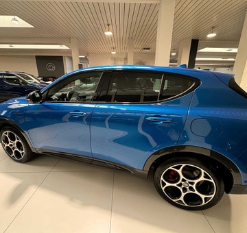 Alfa Romeo Tonale 1.3 PHEV Q4 Veloce 280PK met CARPLAY (2023)