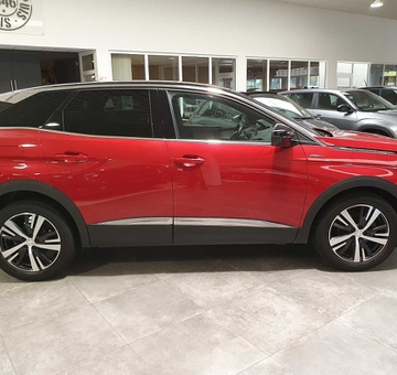 Peugeot 3008 1.2 PureTech GT Line 130PK met PARKSENS (2017)