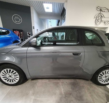 Fiat E-500 42 kWh 118PK -PARKSENS+CAMERA- (2023)