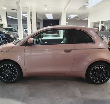 Fiat E-500 3+1 42 kWh La Prima by Bocelli 3+1 -FULL OPTION- (2023)