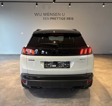 Peugeot 3008 1.6 Hybrid GT Pack PARKSENS+CAM (2022)